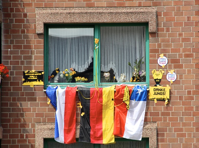 杰拉德的英 杰拉德的英